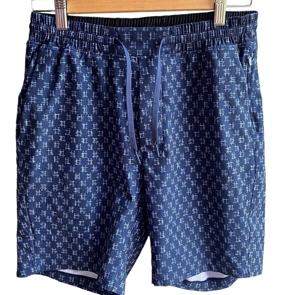Lululemon Bowline Short *8" IKat Check White True Navy - Picture 6 of 6